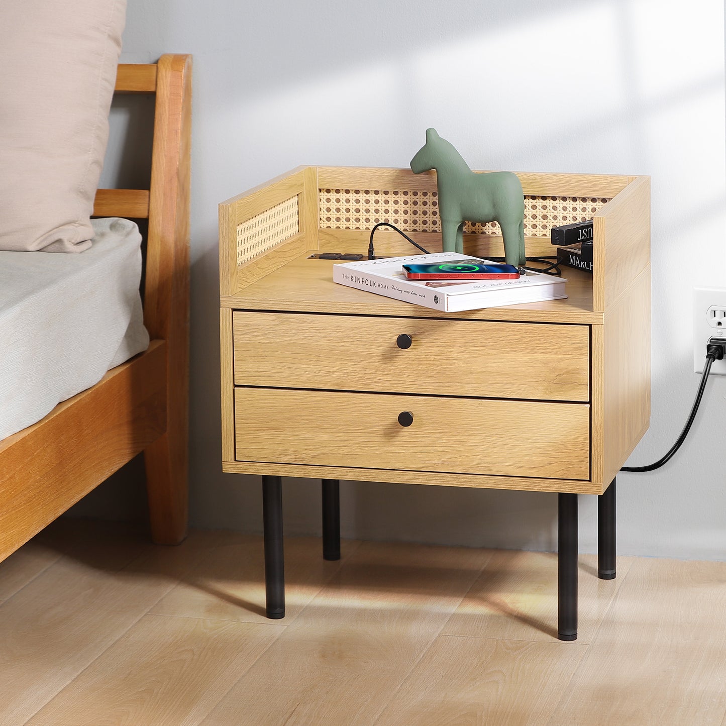 Nifamembo Nightstand with Charging Station & Rattan Edge for Bedroom, Living Room - Natural